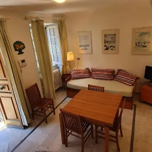 Le Orchidee Già Lancillotto Levanto